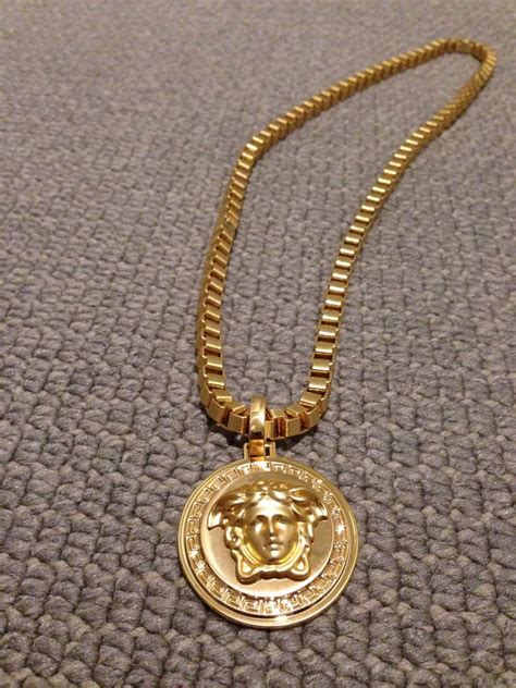 medusa versace precio|versace la medusa necklace.